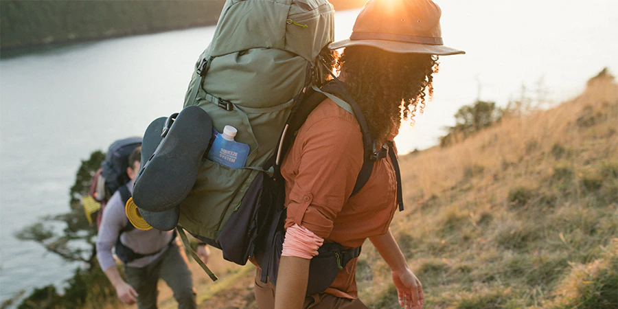 What Items Should You Pack in Your Hiking Bag?